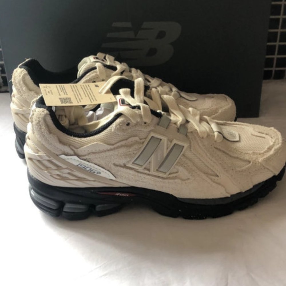 New Balance Running Trainers